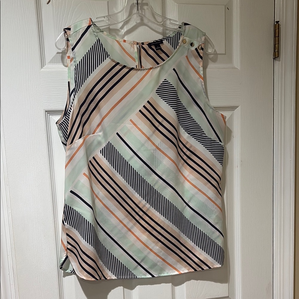 Ann Taylor Asymmetrical Sleeveless Blouse White Gray